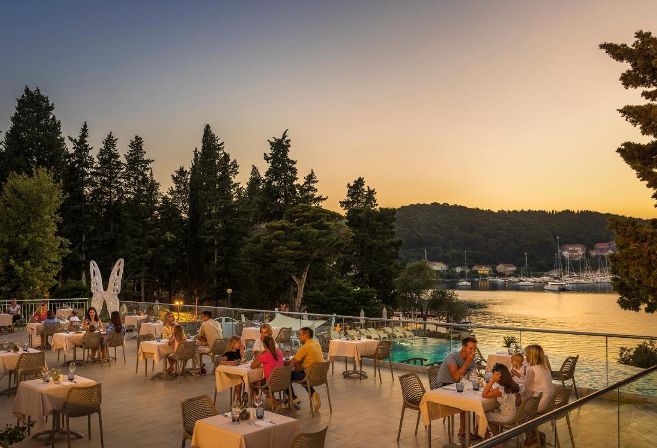 Aminess Planet Camping Holiday Homes Port9 Korcula Town Exterior photo