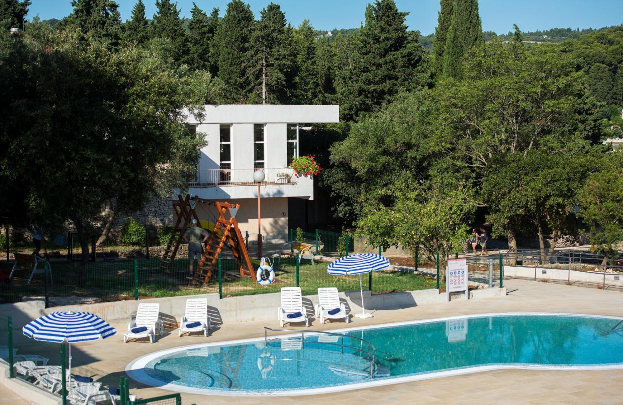 Aminess Planet Camping Holiday Homes Port9 Korcula Town Exterior photo