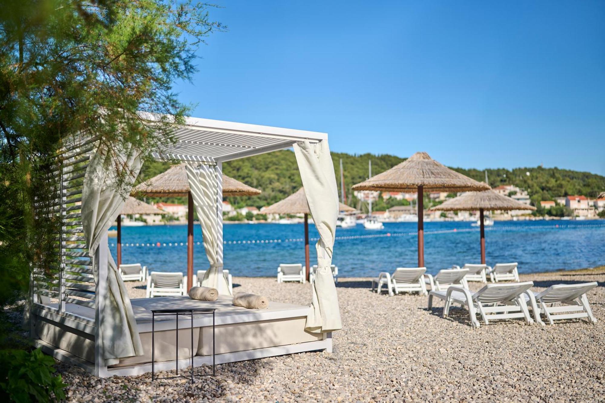 Aminess Planet Camping Holiday Homes Port9 Korcula Town Exterior photo